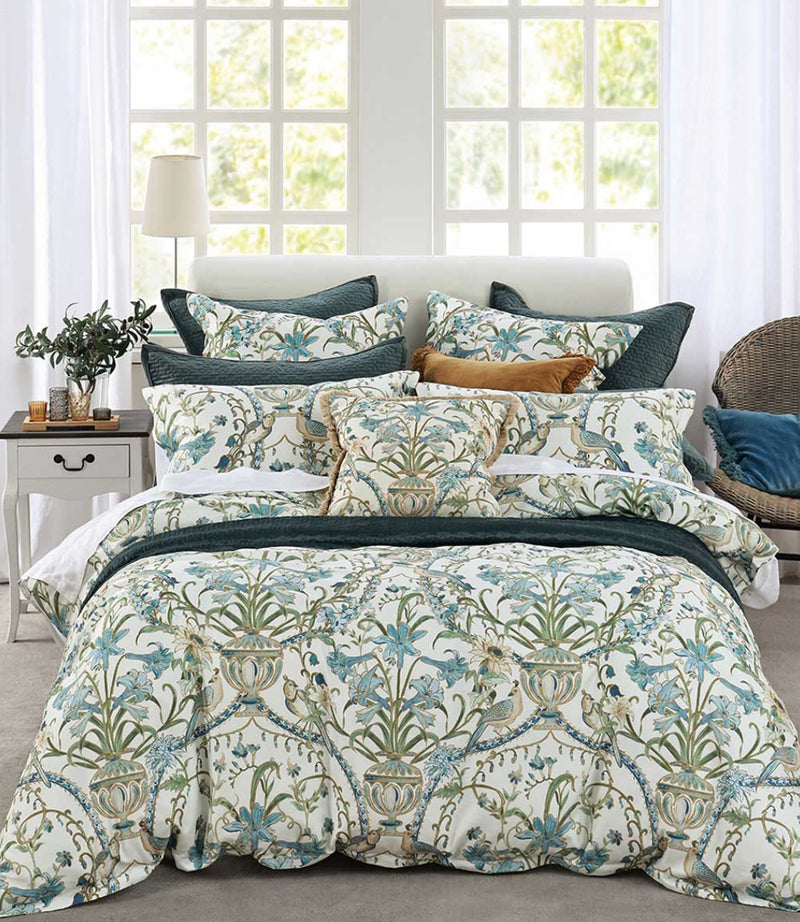 Augusta Duvet Set / King/ 300 Thread Count Pure Cotton Sateen