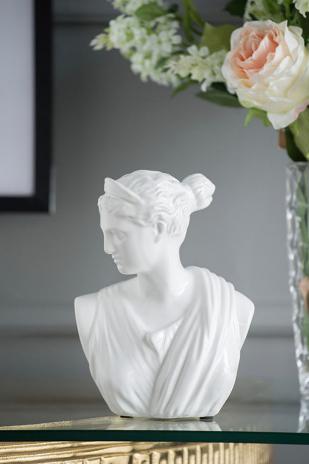 Jolie Bust Statue