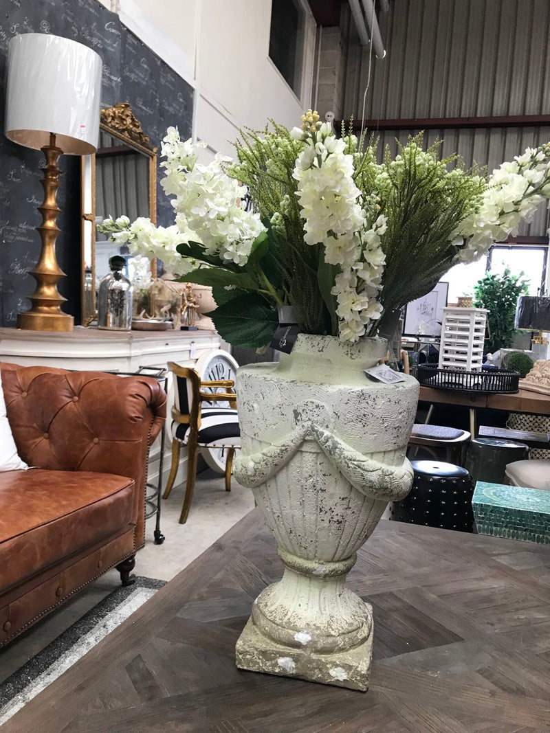 Thophy Planter
