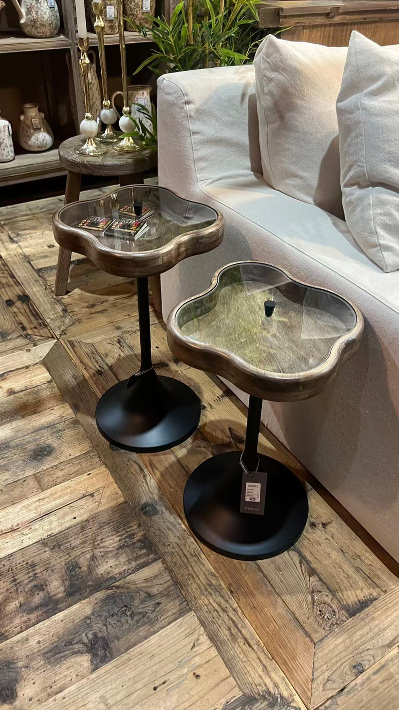 CLOVER SIDE TABLE W/GLASS LID - WALNUT/BLACK
