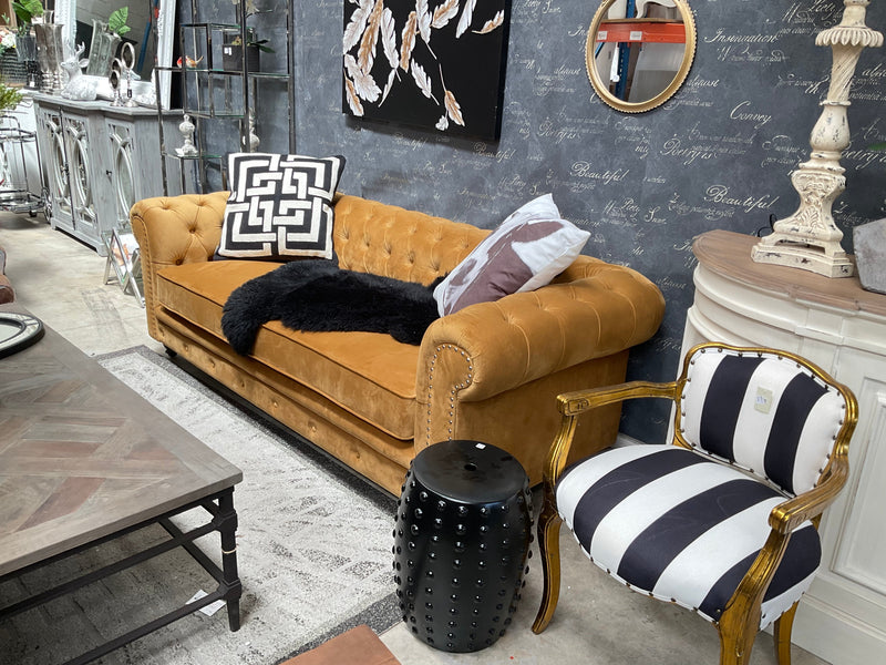 Package: $1000 off ! 3+2 Chesterfield Sofa Set Mustard velvet