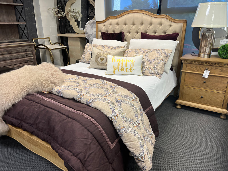 Queen French Villa OAK Bed Natural