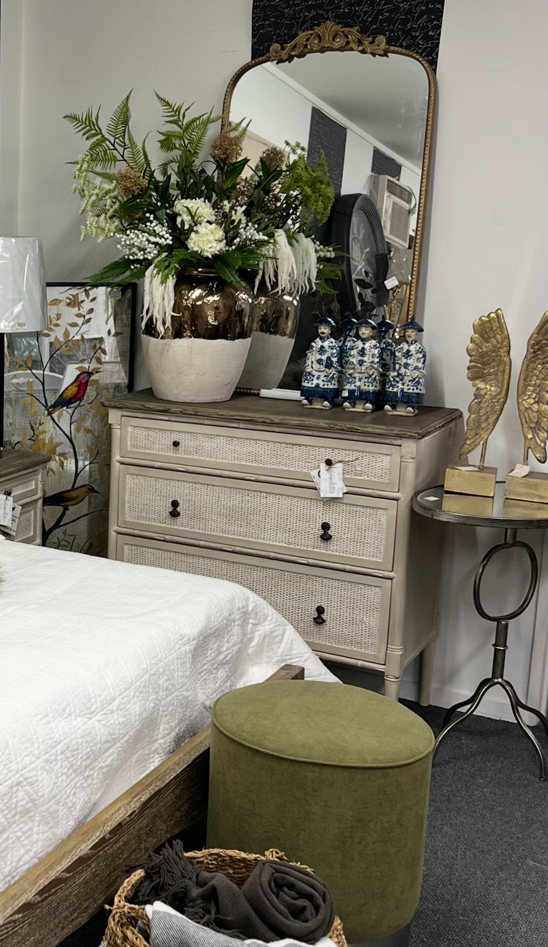Eileen French Country CHEST OF DRAWERS DCCO26
