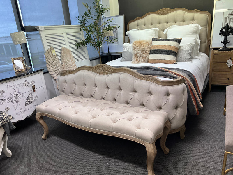 Buttoned Bench Beige Linen/Oak / Weather Washed