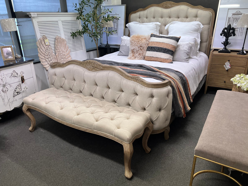 Buttoned Bench Beige Linen/Oak / Weather Washed