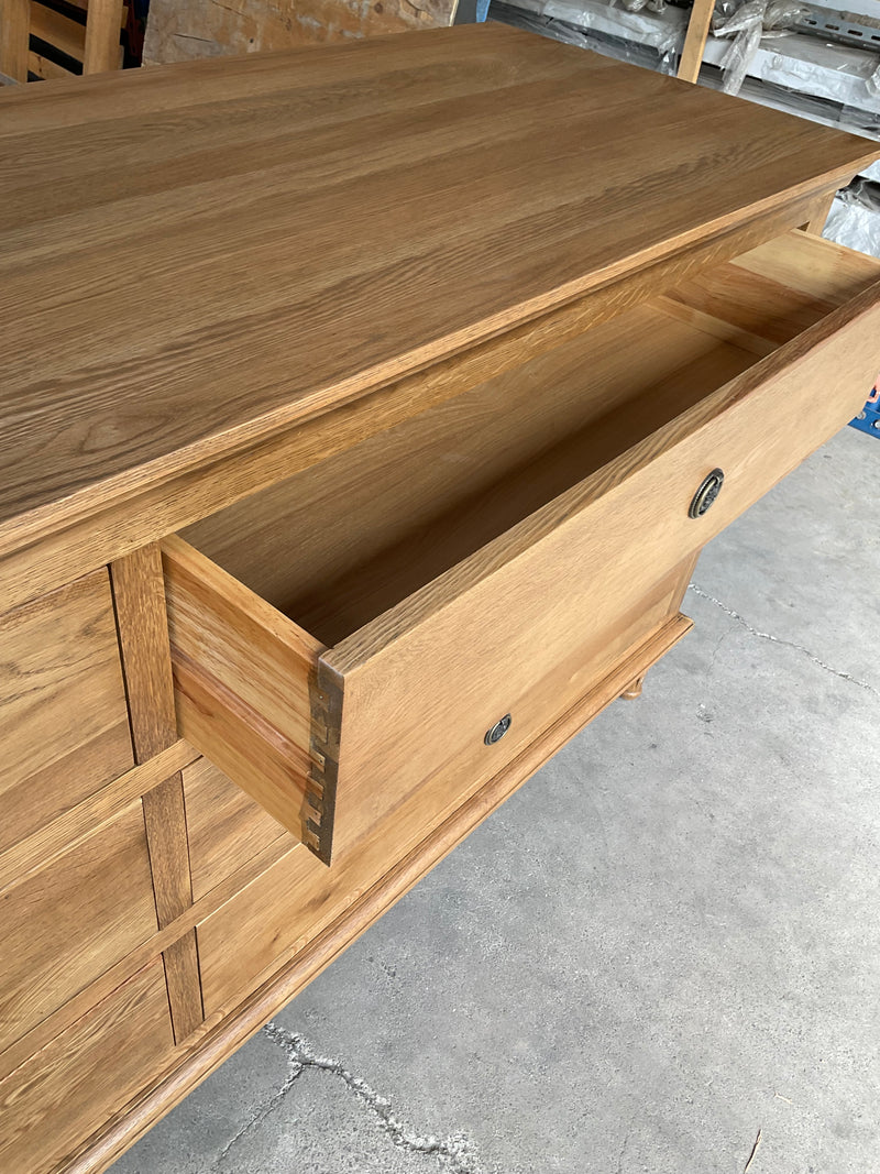 Caroline French Oak 6 Drawers Chest of Drawer/ Dresser  Natural