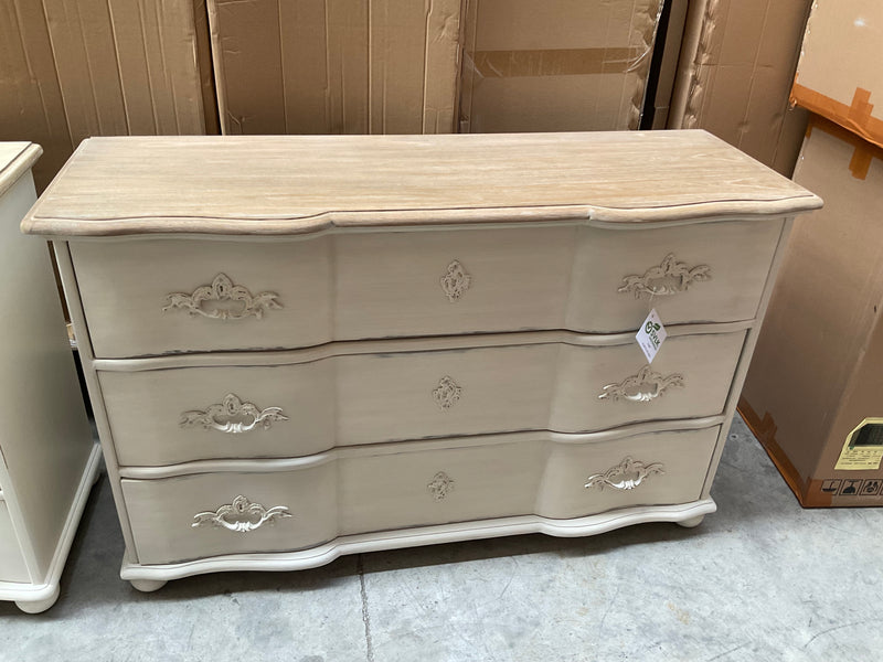 Chateau French Chest Of Drawers XDCCO8 Beige