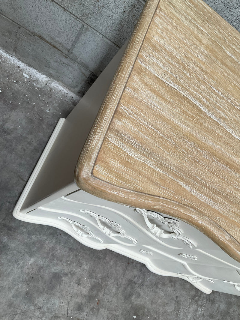 Chateau French Chest Of Drawers XDCCO31 Light Beige