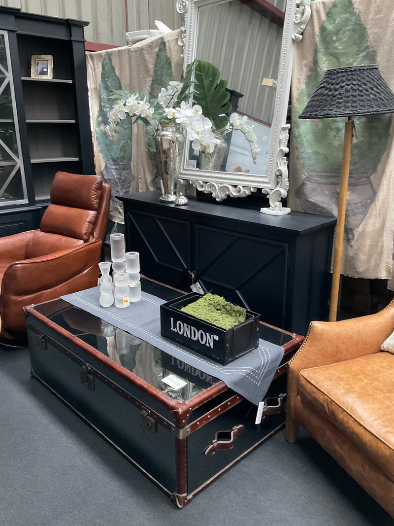 Hugo Sideboard Black