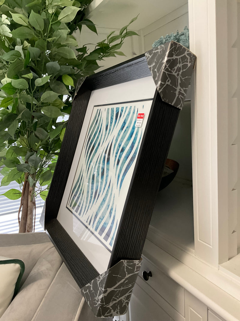 FRAMED ART GEOMETRIC DESIGN IN BLUE I