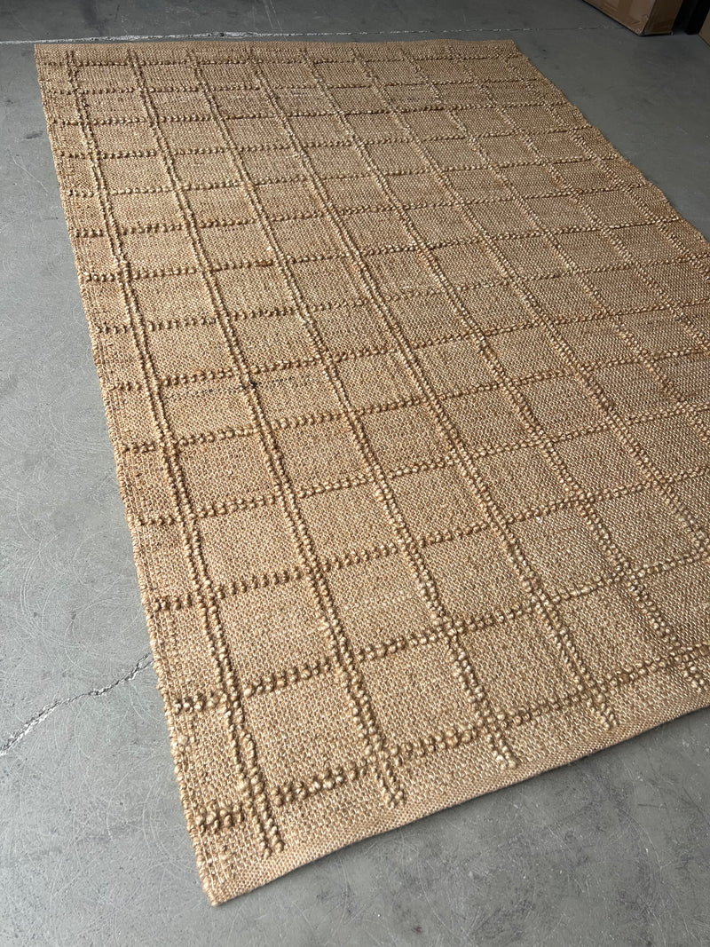 TARARUA RUG NATURAL 2130x1500
