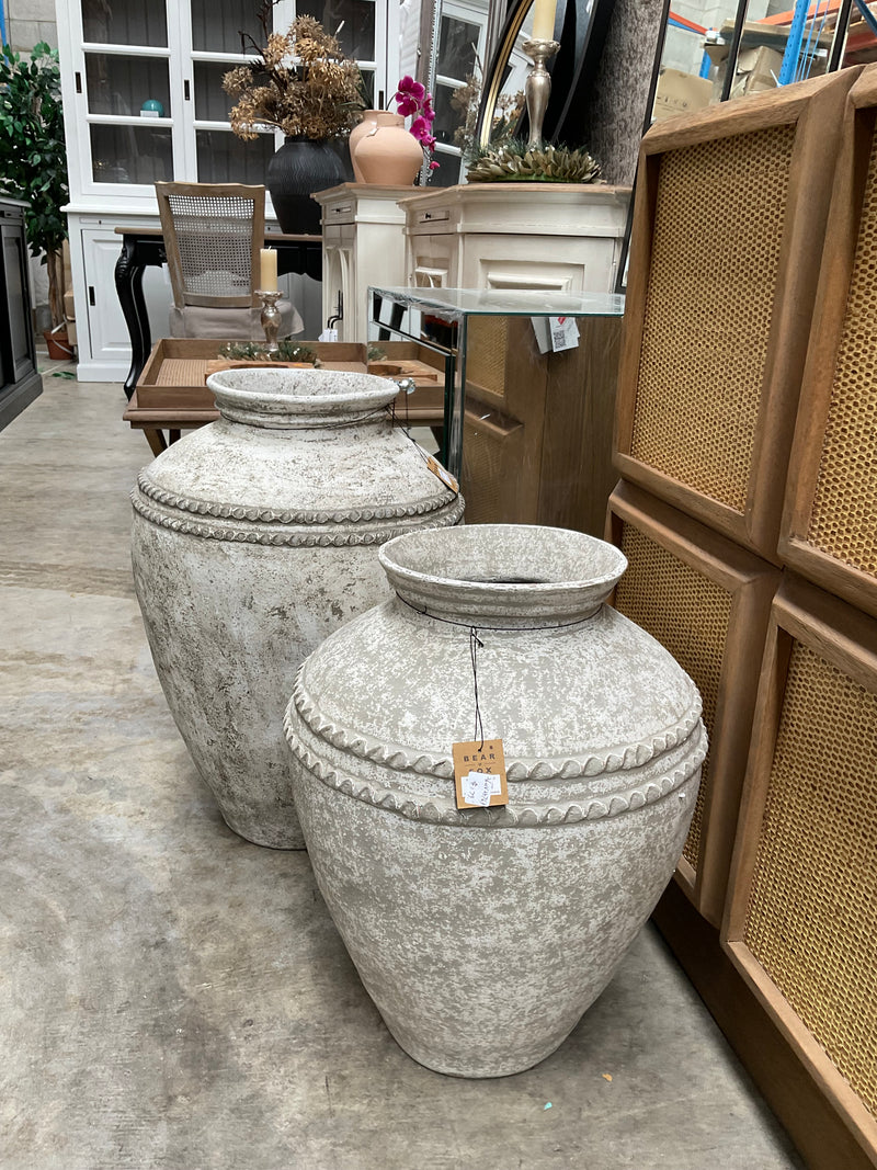 Lombok Urn Beaded Rustic White L 45x60cm