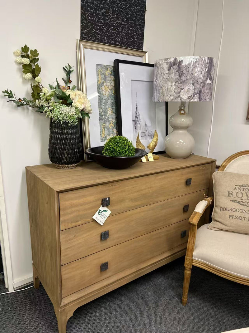 French CHEST OF DRAWERS DCCO160