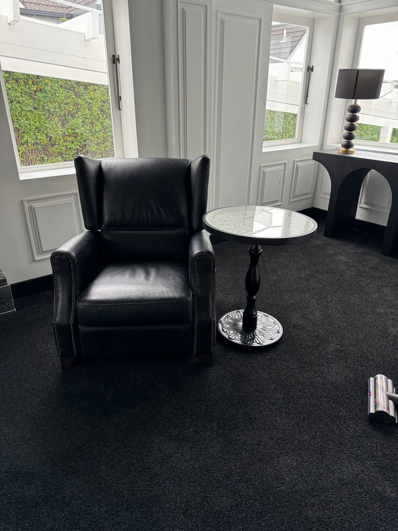 LEATHER RECLINER CHAIR IN BELON BLACK