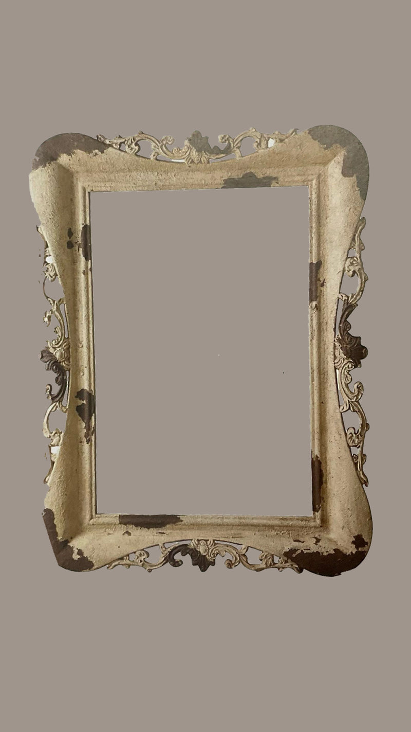 Distressed Resin Empty Photo Frame Wall Decor 120x 90