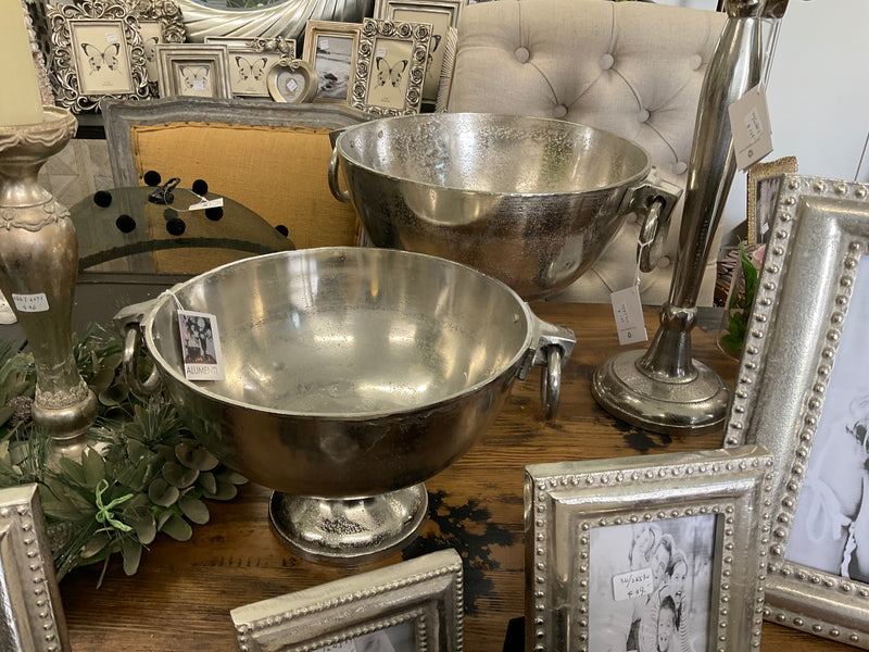 Aluminium Silver Round Bowl With Base & Ear Handles/Large
