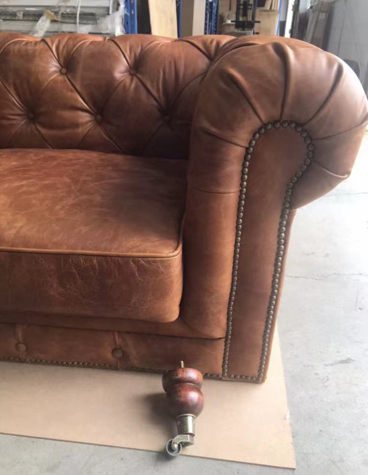 Top Grain Leather Chesterfield 3 seater in Cocoa