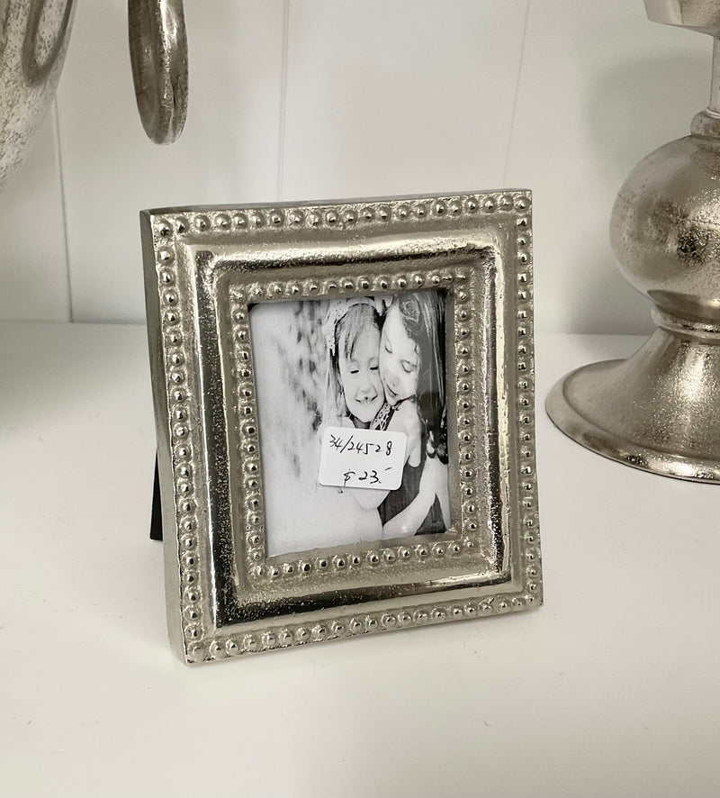 Aluminium Silver Photo Frame / Ball Border/ XS