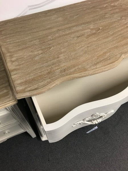 Chateau French Chest Of Drawers XDCCO8 Beige