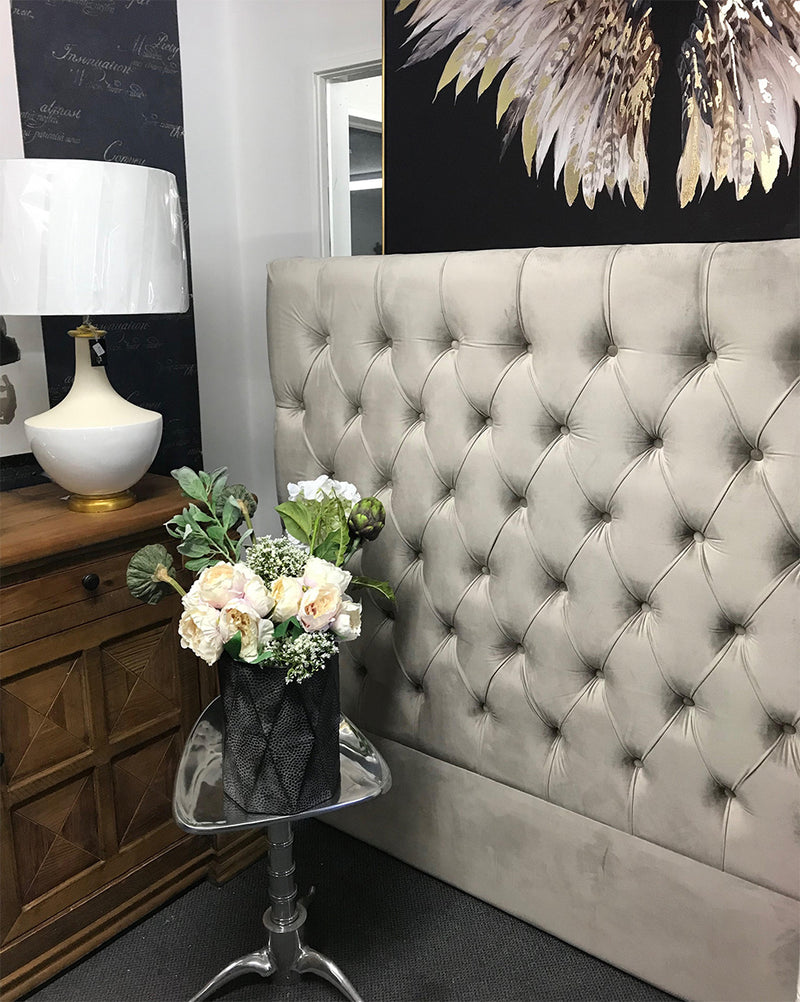 King/ Buttoned Mushroom Velvet 150 cm H Headboard