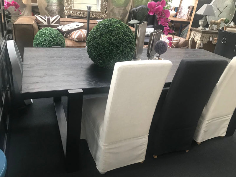 2.6m Oak Wood Dining Table