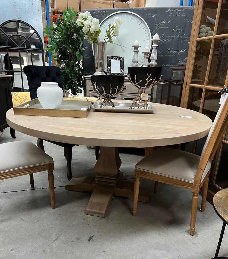 French Country Oak Dining Table--1.6m Round / Light Oak