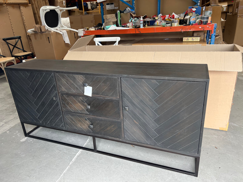 Elton Sideboard DCCO172
