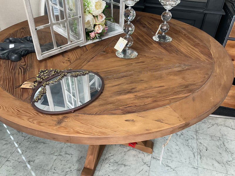 French Provincial Round Dining Table