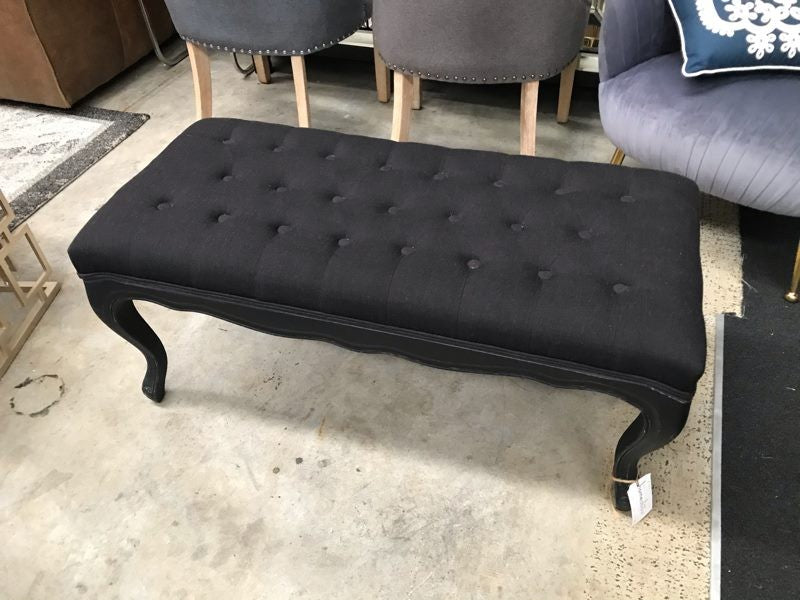 LUBERON COLLECTION-black bench