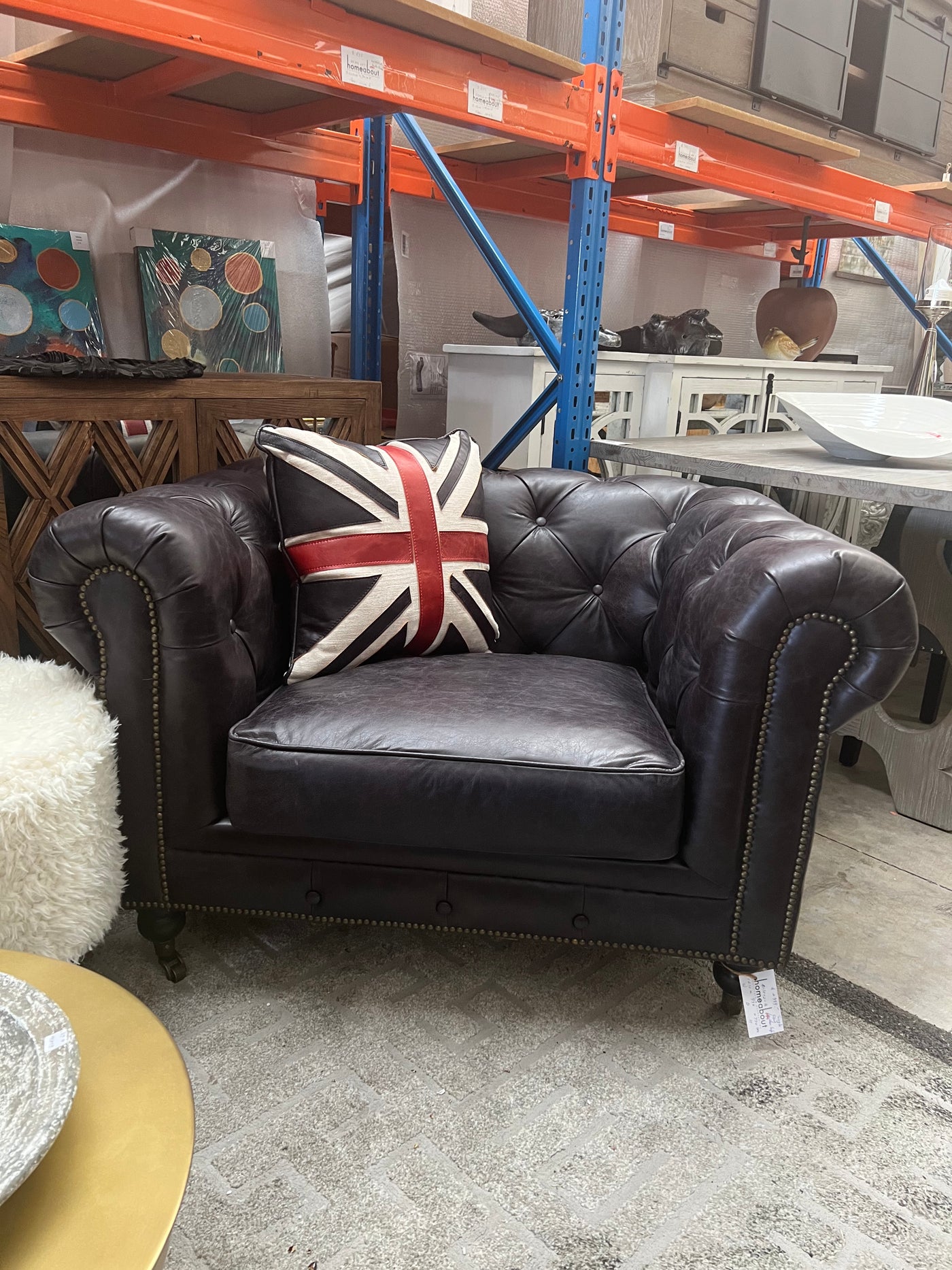 Black leather shop chesterfield sofa