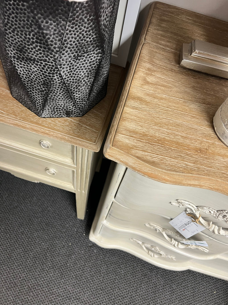 French Provincial 2drawers Bedside table