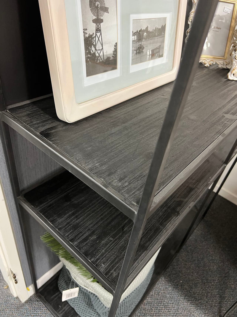 Clearance! Zoie Metal Shelves